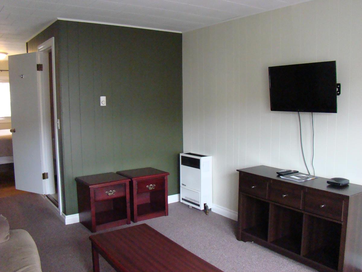 Motel Paddock