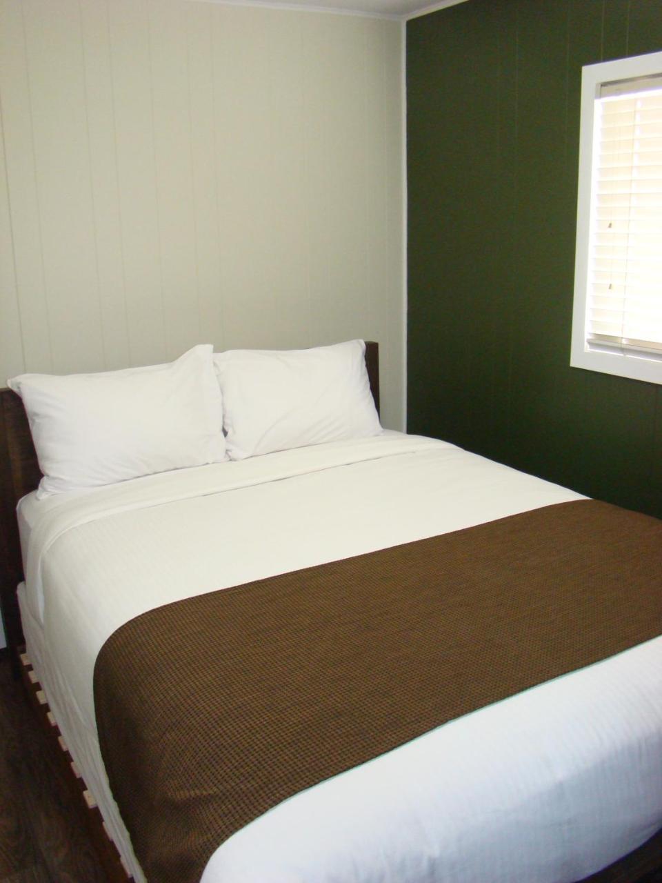 Paddock Motel