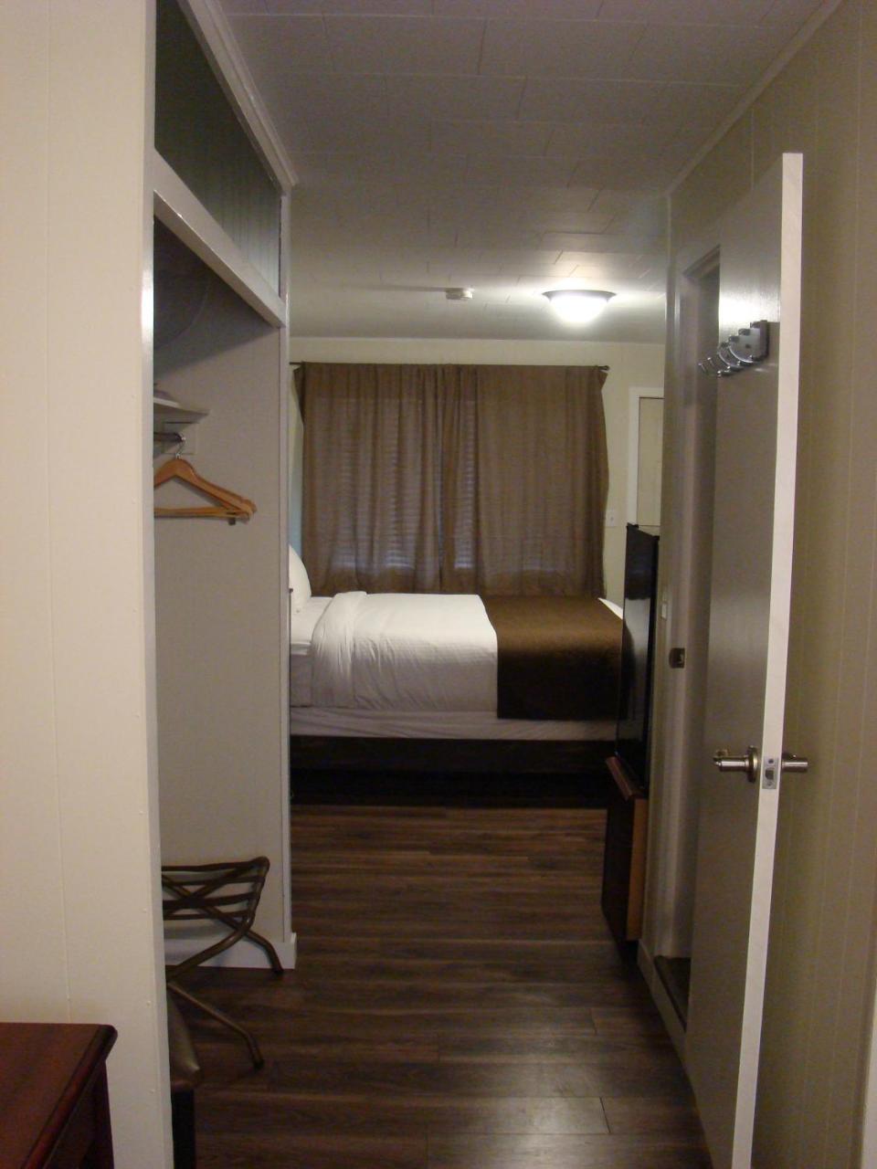 Motel Paddock 2*