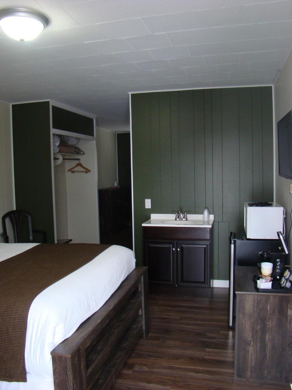 Motel Paddock